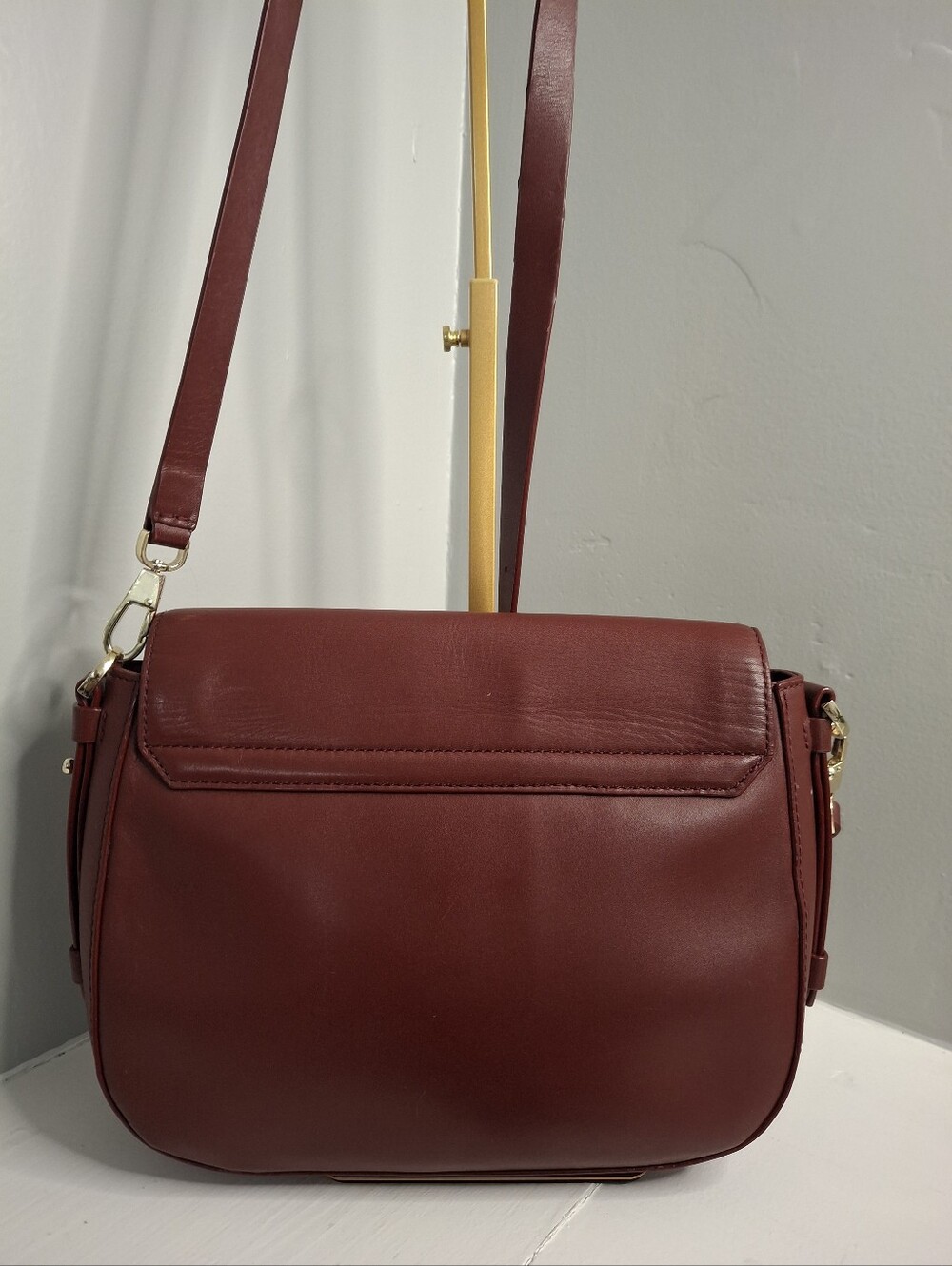 Kate Spade Burgundy Leather Flap Crossbody Shoulder Bag Great condition - Picture 2 of 5